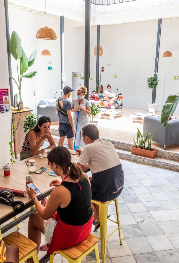 South Hostel Cadiz - Service Center Extérieur photo